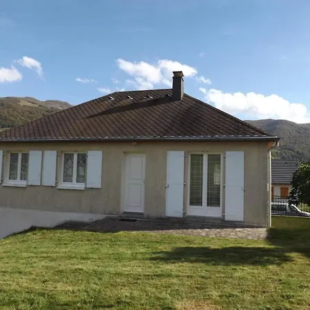 Gite Au Pied Du Puy Mary, 6 Pers, Terrasse, Jardin Clos, Animaux Acceptes, Randos & Ski A Proximite - Fr-1-742-370 펜션 *